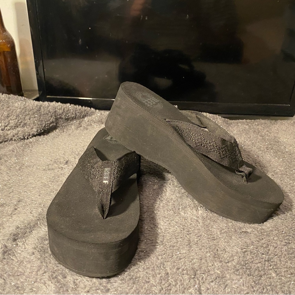 Reef Black Platform Flip Flops